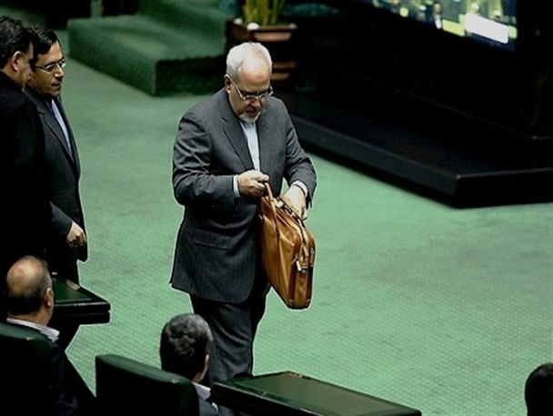 سرک کشیدن کشورها به بهانه ارتباط بازتاب منفی دارد/مجلس زیر بار بر هم زدن توافق نمی رود