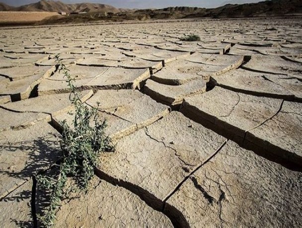 سوگواره بحران خشکسالی و کم آبی در خاش همچنان ادامه دارد/ تازیانه بی تدبیری مسئولان در مدیریت خشکسالی بر تن خاشی ها