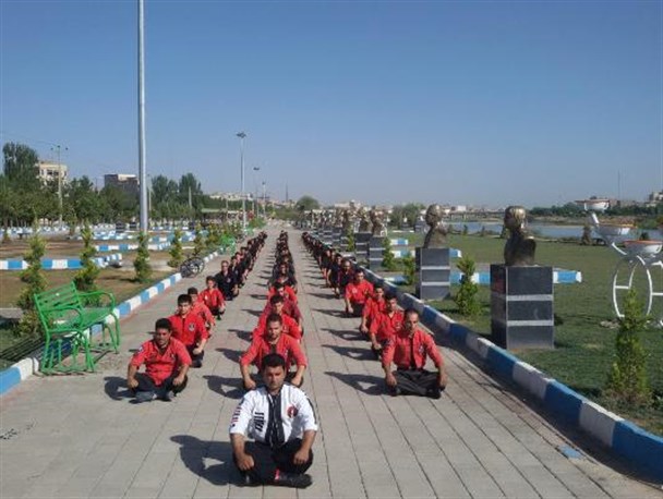 گردهمایی و تمرینات صبحگاهی کونگ فوکاران در پارک گوللرباغی میاندوآب/ تصاویر