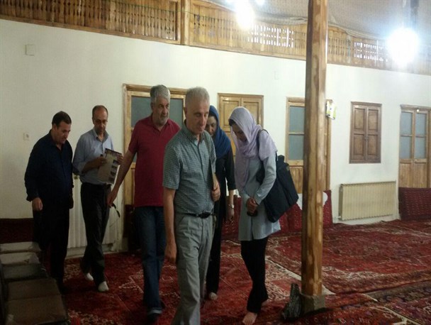 بازدید محققان دانشگاه ملی ارمنستان از مسجد تاریخی مهر آباد بناب+تصاویر