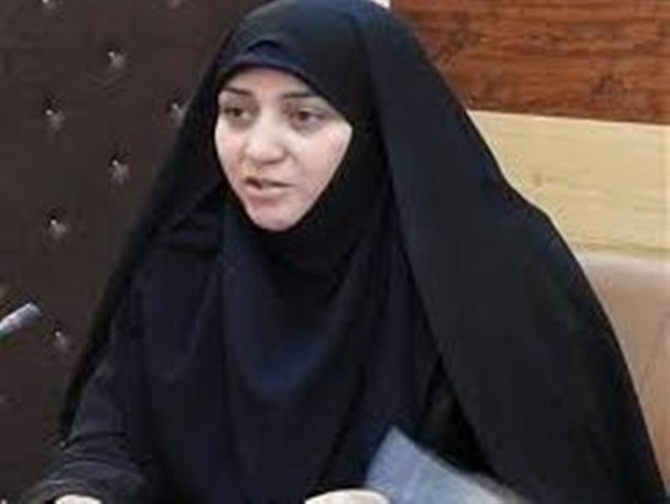 دشمن به دنبال تضعیف بنیان خانواده ها از طریق تولیدات ماهواره ای است/رفع چالش های تربیتی کودکان با الهام از بیانات رهبری
