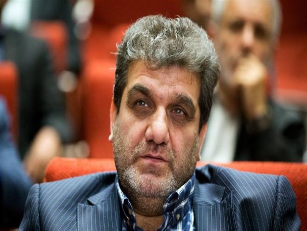 مجلس منتظر واکنش رئیس جمهور به نامه نمایندگان درباره تغییر تیم اقتصادی است/ اگر آقای روحانی اقدام نکند مجلس برای رفع مشکل ورود خواهد کرد