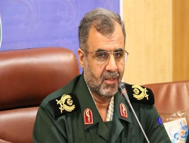 هوچی گری دشمن برای انفعال پلیس در برابر قانون شکنی محکوم به شکست است/ کم کاری دستگاه های فرهنگی برای کاهش تنش اجتماعی، باری بر روی دوش پلیس