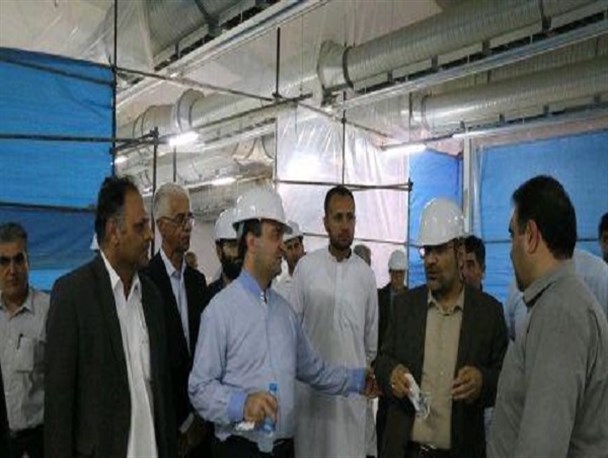 معاون وزیر صمت از کارخانه بافت بلوچ ایرانشهر بازدید کرد