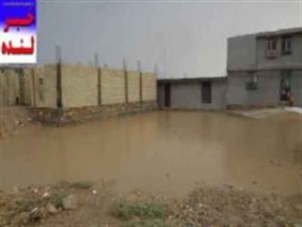 بارش شدید باران و جاری شدن سیل در شهرستان لنده