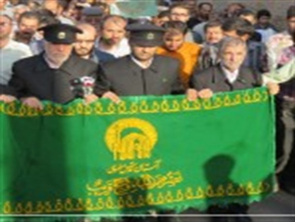 استقبال پر شور مردم روستای کمال آباد از خدام و پرچم متبرک آستان قدس رضوی