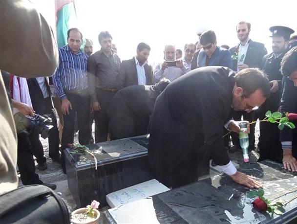 منوجان سرشار از عطر حرم رضوی شد