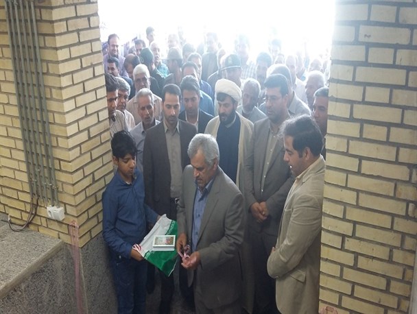 بهره برداری از سالن ورزشی شهرسرگزاحمدی با اعتبار شش میلیاردی در حاجی آباد