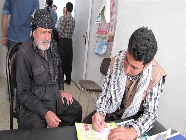 اعزام تیم پزشکی دانشجویان جهادگر دانشگاه علوم پزشکی کردستان به مناطق محروم شهرستان دیواندره