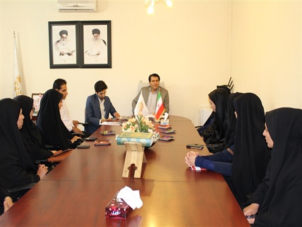 اعتقاد کتابداران به کار کتابداری عامل موفقیت کتابخانه‌های عمومی خواهد بود