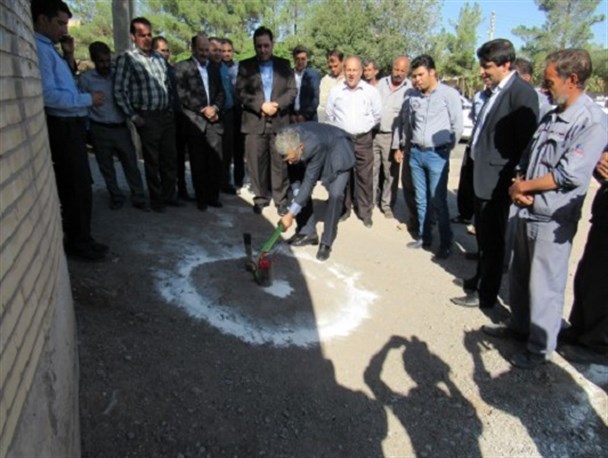 فیبر نوری اردستان کلنگ زنی شد
