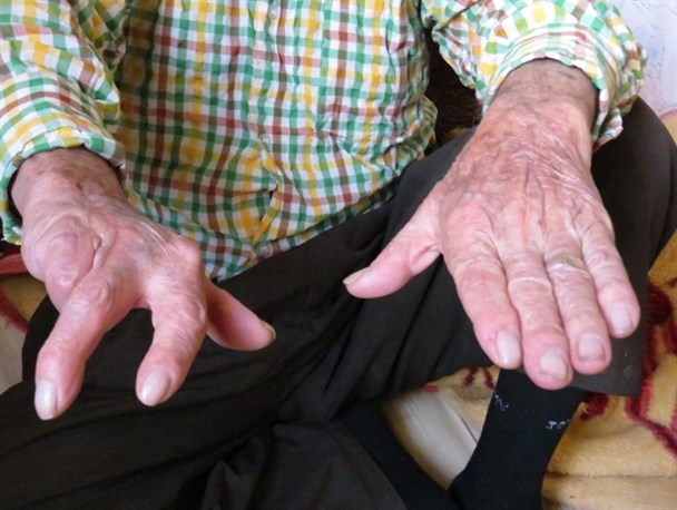 خانواده از یاد رفته ای که فقط با پول یارانه زندگی می کنند + تصاویر
