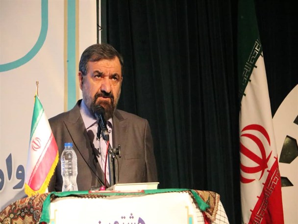 پهپادهای آمریکایی با هدف زدن مراکز هسته‌ای وارد خاک ایران شدند/ دولتمردان نگاه لیبرالی و تفکر سرمایه‌داری را کنار بگذارند