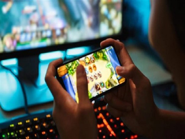 فروش اکانتِ بازی؛ ترفند نوجوان ۱۵ ساله ساوجبلاغی/ غفلت والدین از ارتقای سواد رسانه‌ ای دردسرساز می شود