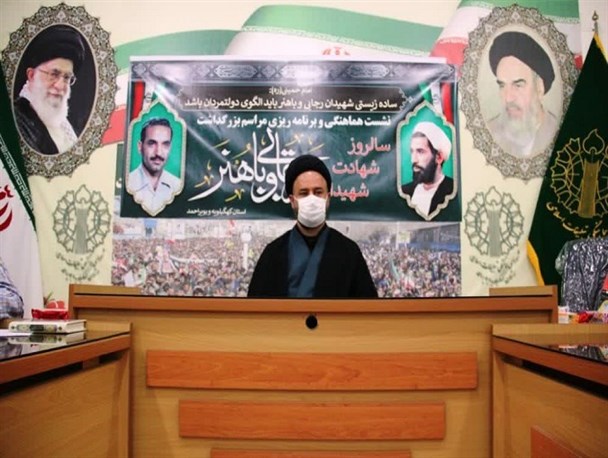 دولتمردان باید الگوی خودشان را شهیدان رجایی و باهنر قرار دهند