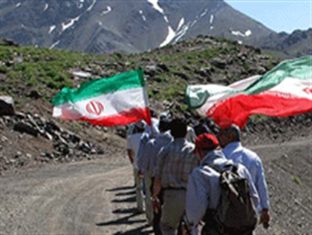 صعود سراسری کوهنوردان همدانی به ارتفاعات الوند