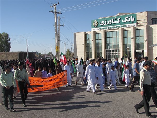 همایش پیاده روی خانوادگی درشهرستان دلگان برگزارشد+تصاویر