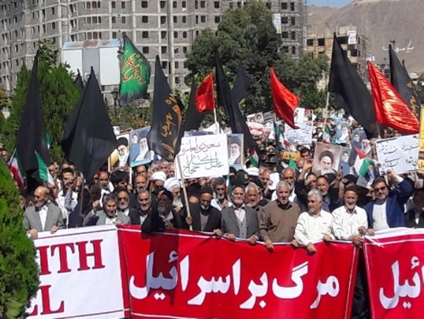 راهپیمایی نماز گزاران زنجانی در اعتراض به جنایات آل سعود +تصاویر