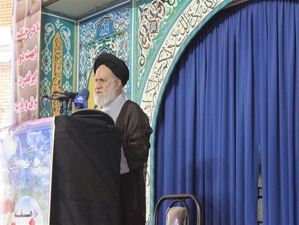حادثه مناء نشان از بی کفایتی و بی تدبیری آل سعود است/ کشورهای اسلامی چاره برای خروج بین الحرمین از دست خائنین حرم پیدا کنند