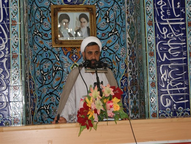 عربستان عرضه مسئولیت خانه خدا و خدمتگزاری به زائرین الهی را ندارد