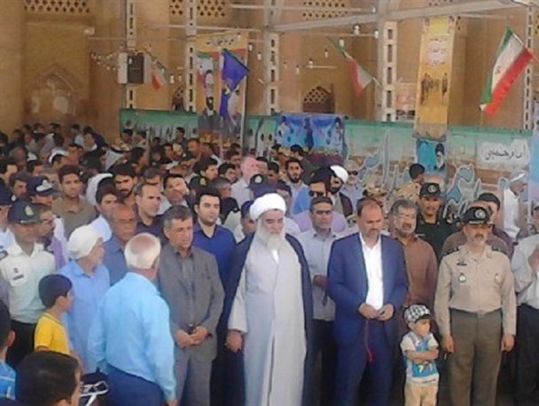 نمازگزاران شوشتری حادثه اخیر منا را محکوم کردند + تصاویر
