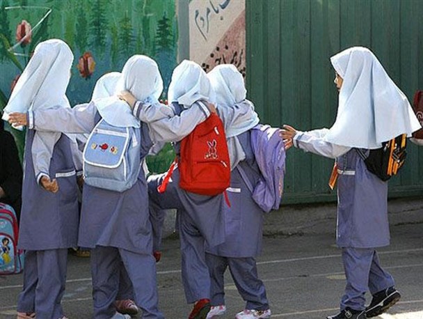 عدم انتخاب صحیح کیف و کفش مدرسه تهدیدی برای سلامت دانش آموزان