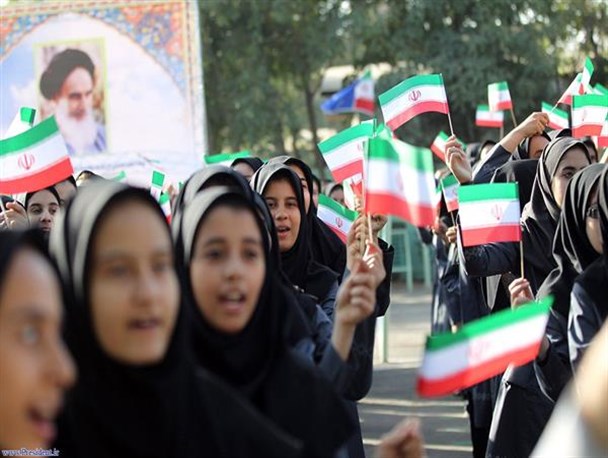 آغاز فصل علم آموزی و معرفت/ 61 هزار دانش آموز میاندوآبی بر سر کلاس های درس حاضر شدند