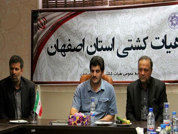 حواشی هیئت کشتی را کنترل کرده ایم/ دو بانوی کشتی گیر در راه مسابقات جهانی