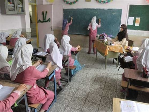 بیش از ۶ هزار بازمانده از تحصیل در سال جاری به مدرسه سیستان باز خواهند گشت