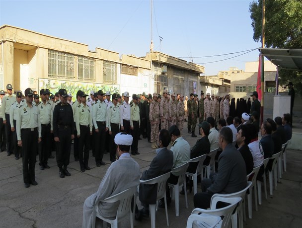 صبحگاه مشترک نیروهای نظامی و انتظامی شهرستان کنگاور برگزار شد+ تصاویر