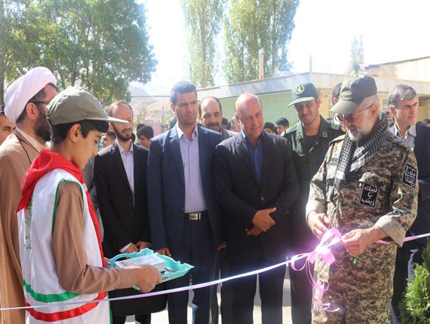 نمایشگاه افلاکیان در فیروزکوه افتتاح شد
