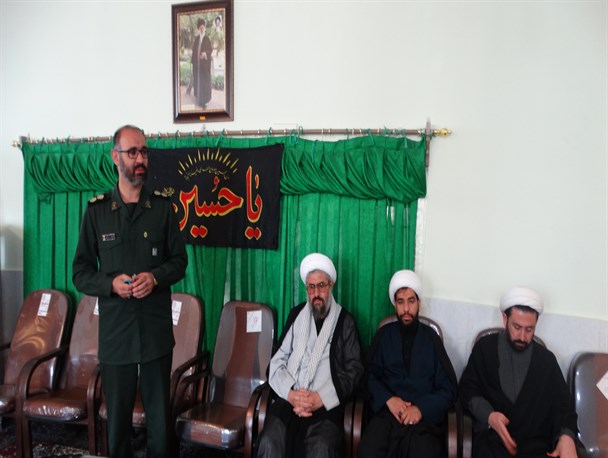 دیدار پاسداران و بسیجیان الیگودرز با امام جمعه شهرستان