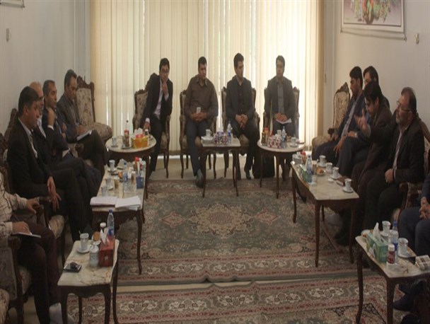 پارس آباد پایلوت تولید نشاء و بذر مناسب گیاهان دارویی شود