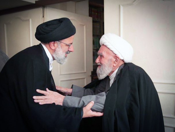 حجت‌الاسلام رییسی با آیت‌الله ناصری در اصفهان دیدار کرد