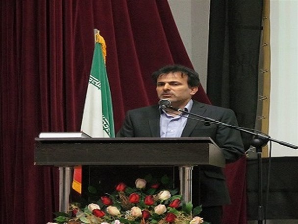 فعالیت ۹ هزار نشریه دارای مجوز در سطح کشور/استان مرکزی در برگزاری انتخابات خانه مطبوعات از برنامه عقب است