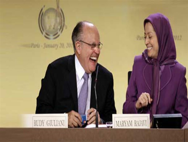 لزوم هوشیاری دولت نسبت به پارادوکس رفتاری مقامات آمریکا