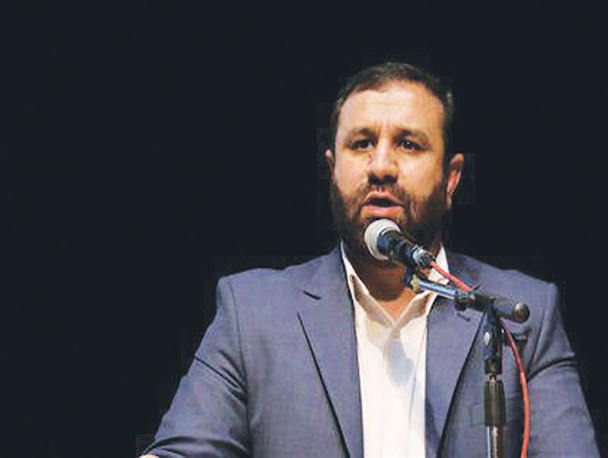 برخورد با افرادی که از خدمت رسانی و تردد کامیون ها جلوگیری می کنند/ امنیت کامل در جاده های استان برقرار است