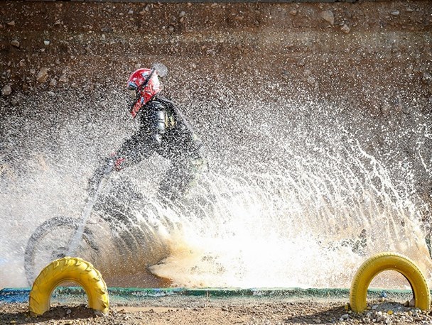 موتورسواری سوپراندروی قهرمانی کشور| همدان قهرمان شد