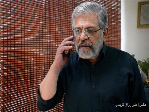 پرویز فلاحی‌پور در «بی‌نشان» خبرنگار می‌شود