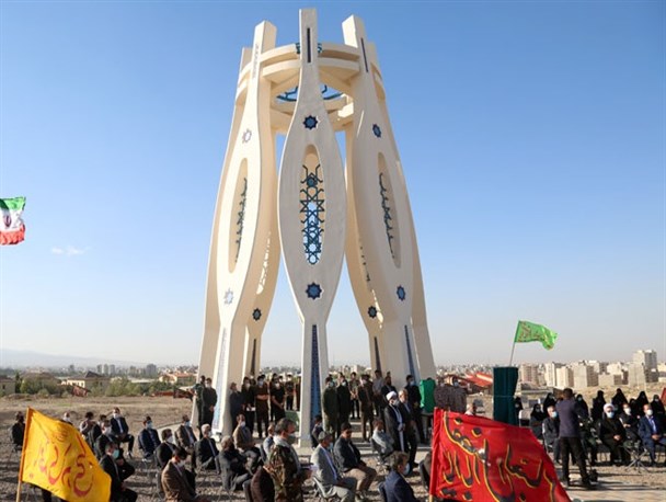 افتتاح یادمان شهدای گمنام دانشگاه محقق اردبیلی+ عکس