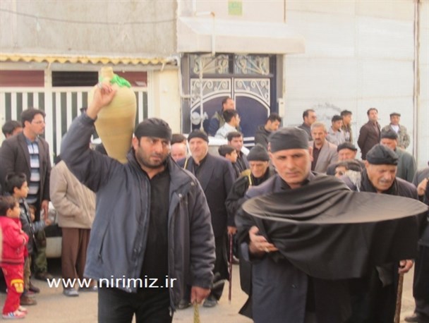 تصاویر/ آیین طشت گذاری در نیر