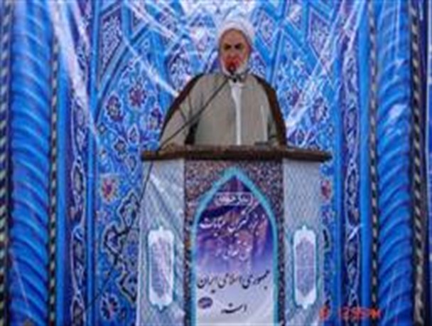 نهادینه کردن فرهنگ عاشورا و تبیین سبک زندگی عاشورایی را باید جدی گرفت