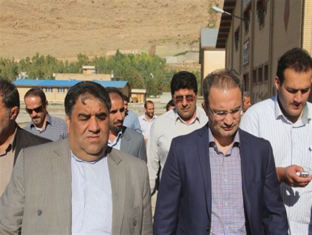 بازدید معاون پارلمانی ورزش در مجلس از سالن های ورزشی سرپلذهاب