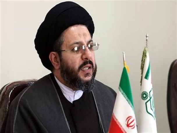 رنگ و بوی خرافه در عزاداری ها سوژه ای برای دشمن بر علیه تشیع است/قمه زنی موجب وهن شیعه است