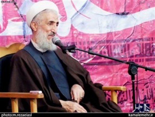 لبخندهای سیاسی آنها باعث نشود شما سیاسی برخورد کنید