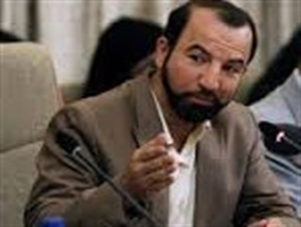 مسئله ی امر به معروف و نهی از منکر باید زنده بماند
