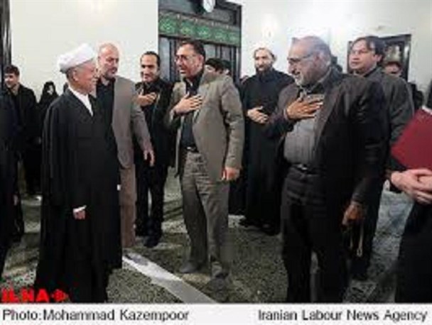 دلهره مشترک ساکتین حرمت شکنی عاشورای 88 با تقلیل دهندگان پیام کربلا به مذاکره