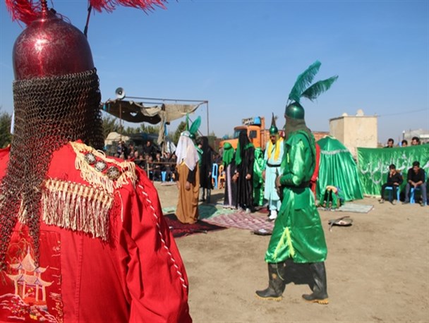 آئین سنتی "شبیه خوانی" روز عاشورا در روستای کانیه سر میاندوآب/ تصاویر