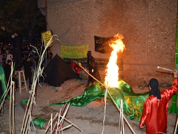 آئین سنتی "خیمه سوزان" در میاندوآب برگزار شد+ تصاویر