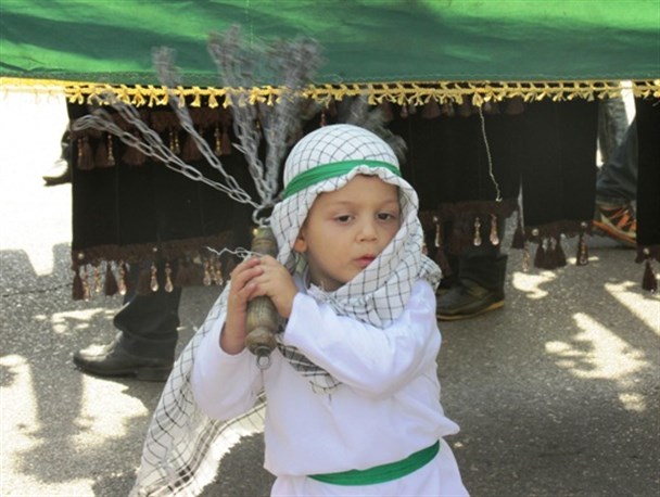 تصاویر کودکان عزادار حسینی در ساوه